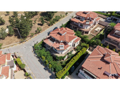 Gaziantep in En nezih Sitesi Çamlıbel ' de SATILIK Villa